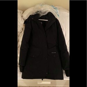 ❌❌SOLD❌❌ Canada goose women